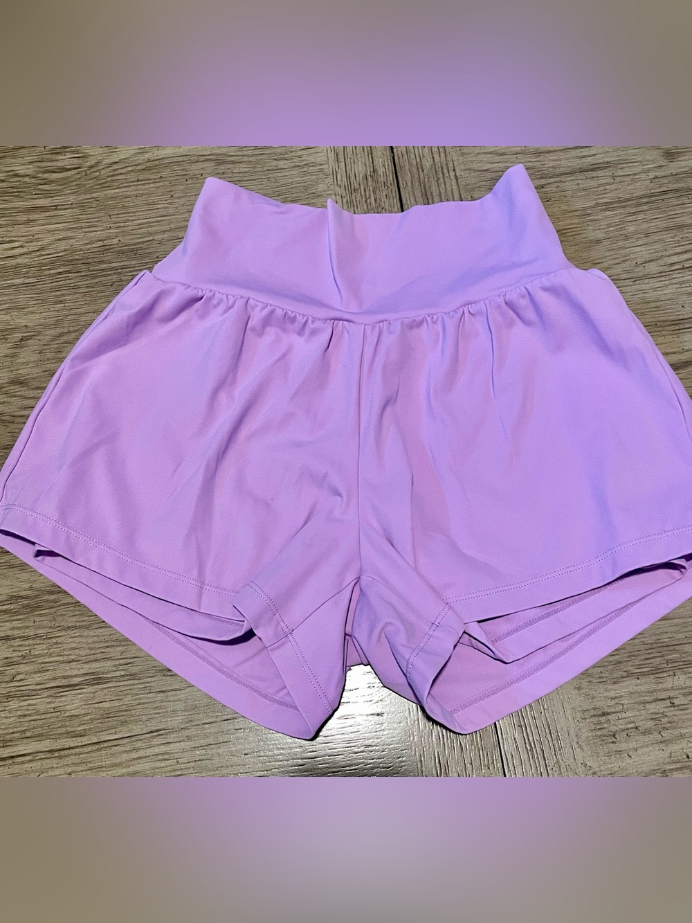 Halara 3in inseam lavendar shorts size small, never worn!